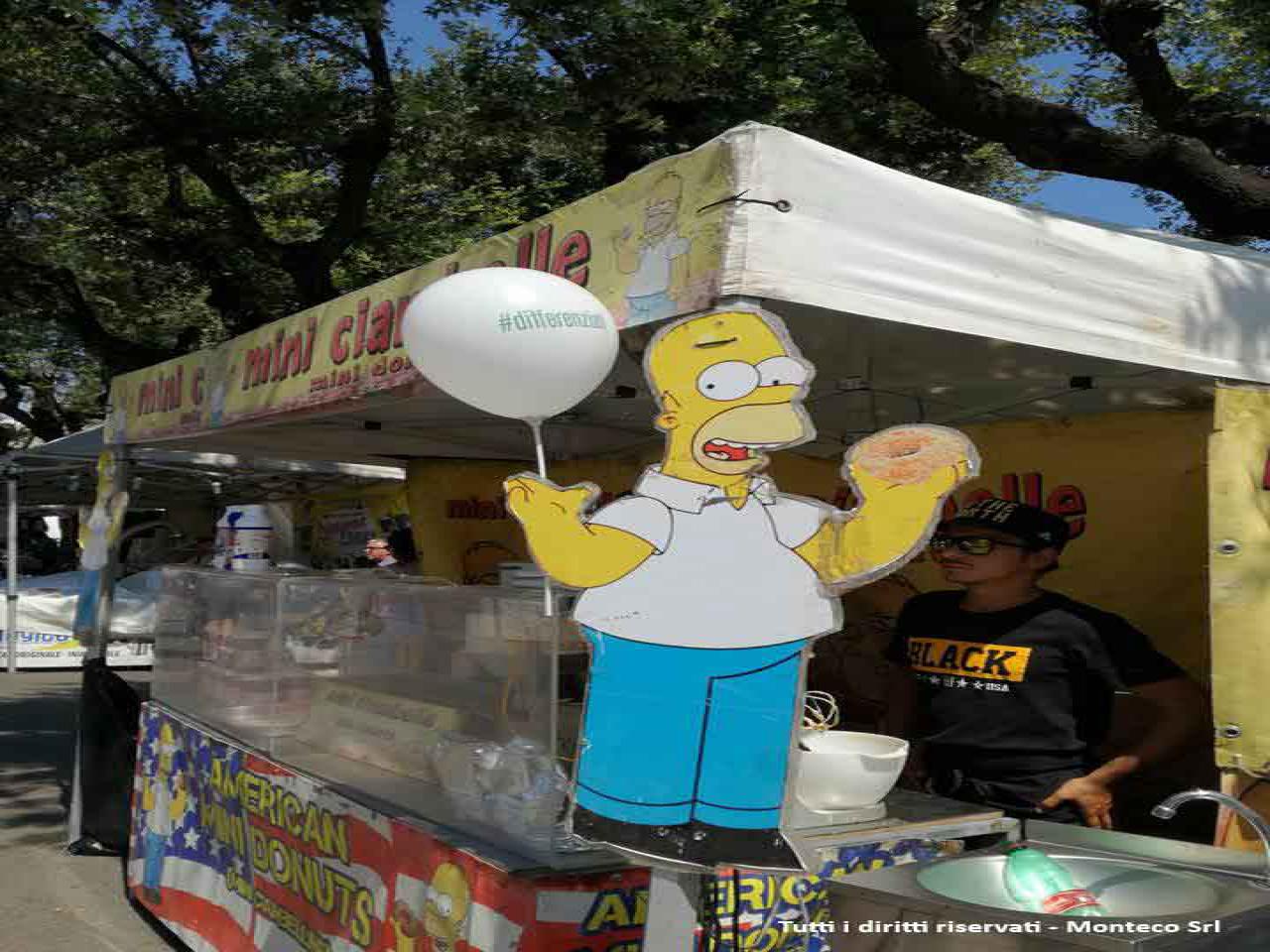 Cartonato di Homer con Palloncino in mano