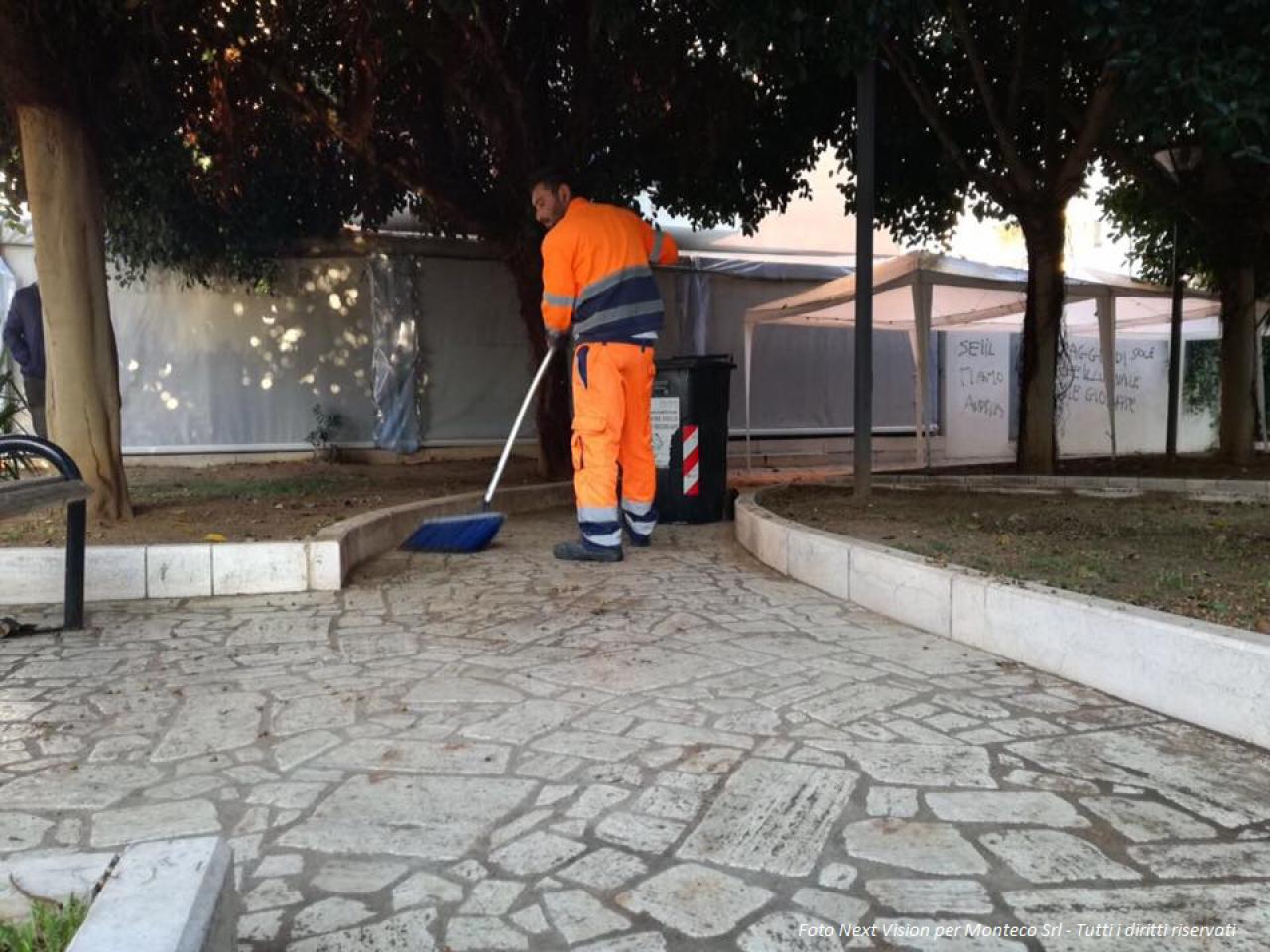 operatore ecologico spazza